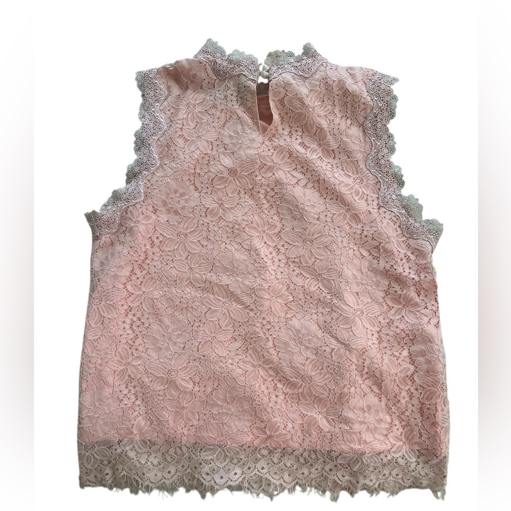 Classic Lace top - Picture 3 of 7